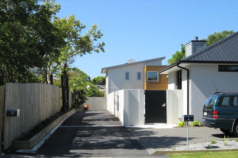 Photo of property in 1a Sunningvale Lane, Ilam, Christchurch, 8053