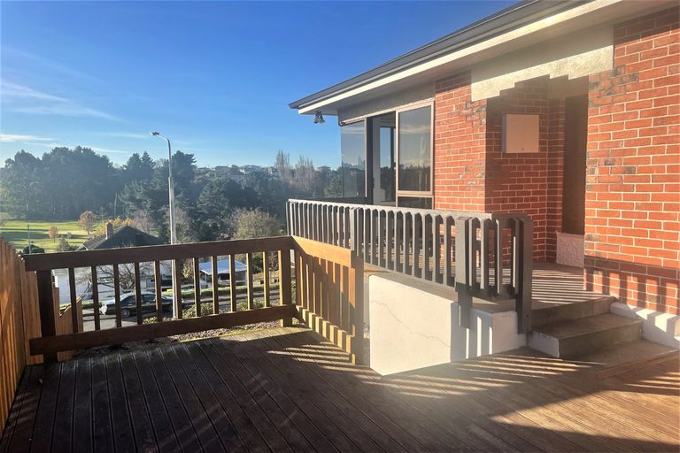 Photo of property in 140 Douglas Street, Highfield, Timaru, 7910