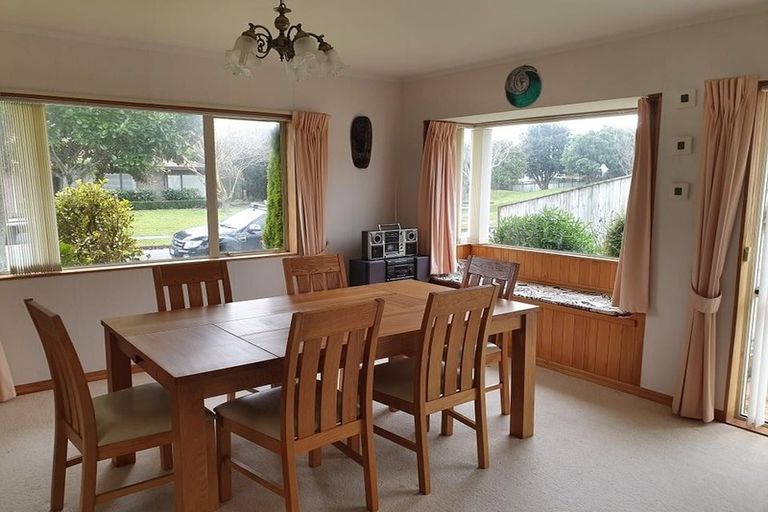 Photo of property in 34 Hadleigh Court, Paraparaumu, 5032