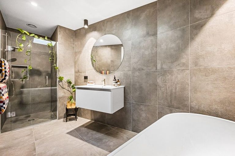 Photo of property in 3 Jack Seabrook Road, Hobsonville, Auckland, 0616