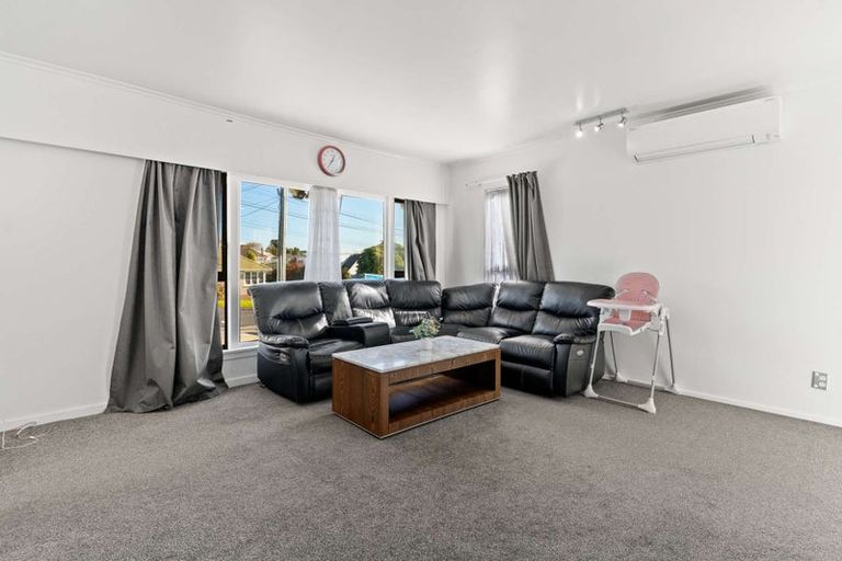 Photo of property in 10 Rothery Road, Hillpark, Auckland, 2102
