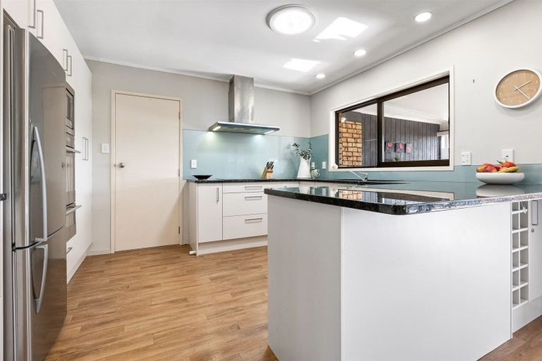 Photo of property in 43 Clyside Avenue, Half Moon Bay, Auckland, 2012