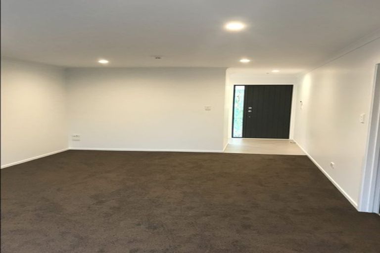 Photo of property in 2/83 Normandy Avenue, Melville, Hamilton, 3206