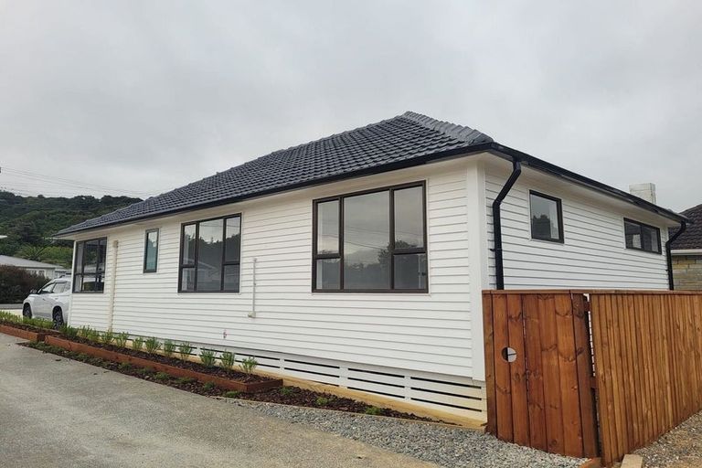 Photo of property in 55 Main Road, Wainuiomata, Lower Hutt, 5014