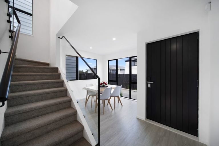 Photo of property in 6c Pikitea Road, Mangere Bridge, Auckland, 2022