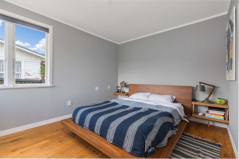 Photo of property in 3 Luke Place, Otara, Auckland, 2023