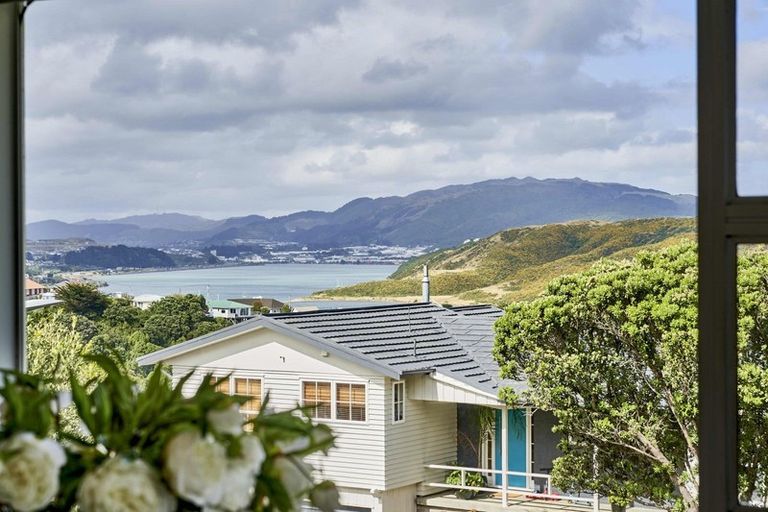 Photo of property in 17 Truro Road, Camborne, Porirua, 5026