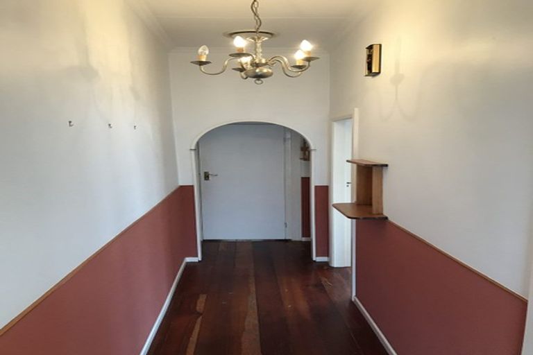 Photo of property in 25 Moir Street, Mount Victoria, Wellington, 6011