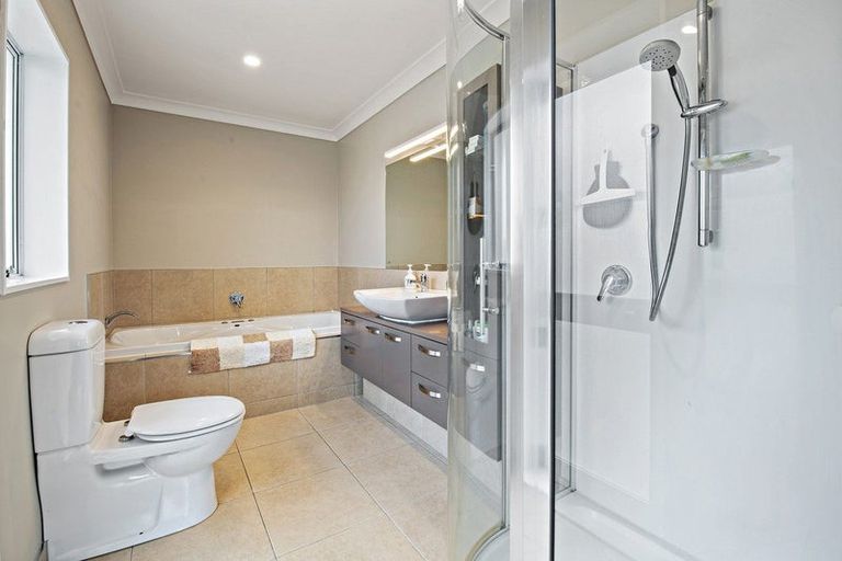 Photo of property in 14 Sherwood Drive, Glenbrook, Pukekohe, 2679