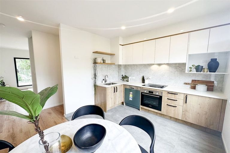 Photo of property in 13/9 Schnapper Rock Road, Greenhithe, Auckland, 0632