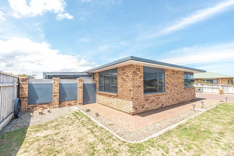 Photo of property in 7 Kelsi Street, Tawhero, Whanganui, 4501