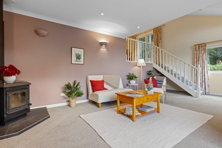 Photo of property in 8 Glas Brae, Governors Bay, Lyttelton, 8971