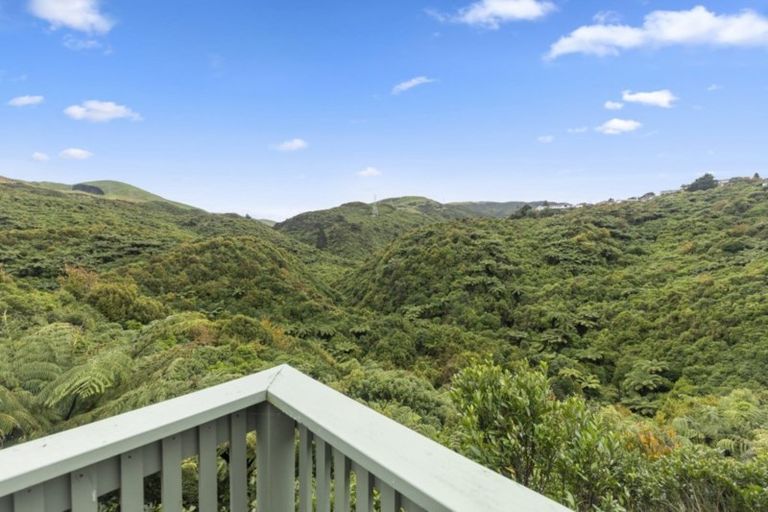 Photo of property in 16 Haast Close, Kelson, Lower Hutt, 5010