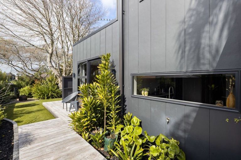 Photo of property in 32a Marnane Terrace, St Andrews, Hamilton, 3200
