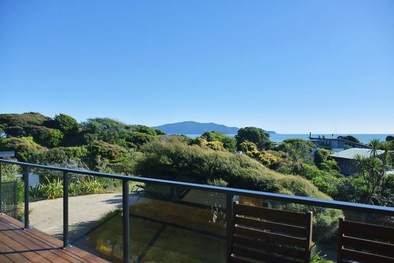 Photo of property in 60b Paetawa Road, Peka Peka, Waikanae, 5391