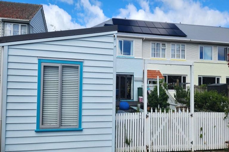 Photo of property in 35 Hawkins Street, Waiwhetu, Lower Hutt, 5010