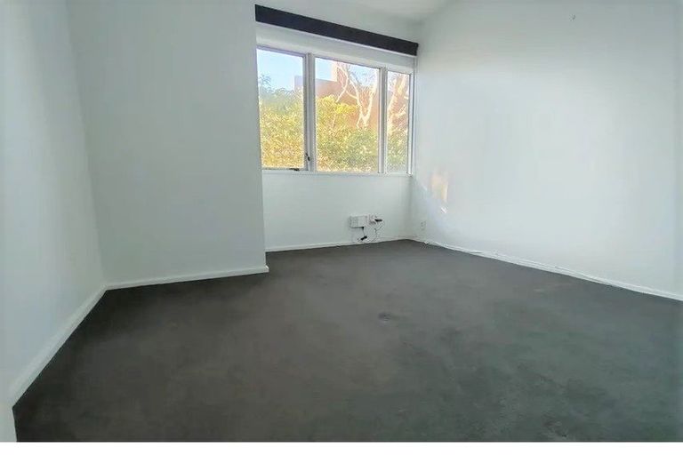 Photo of property in Iona Towers, 102/140 Abel Smith Street, Te Aro, Wellington, 6011