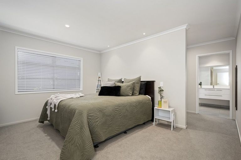 Photo of property in 1 Bill Miller Drive, Papamoa, 3118