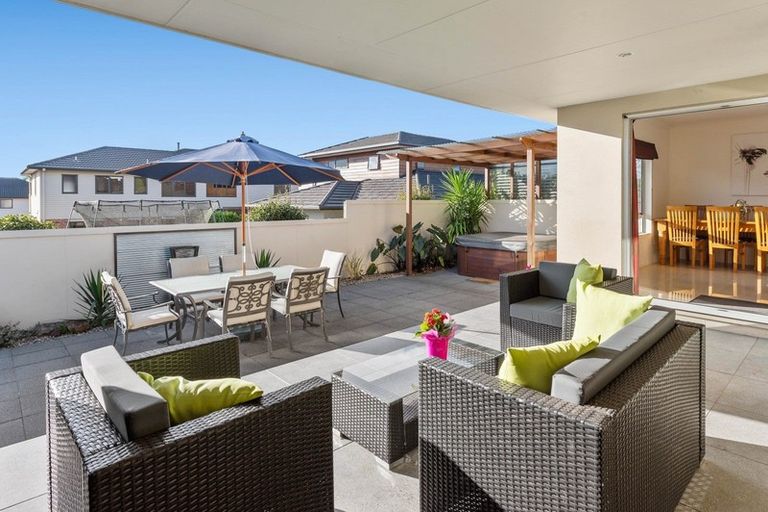 Photo of property in 96 Basley Road, Owhata, Rotorua, 3010