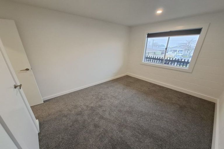 Photo of property in 33 Fulford Street, New Plymouth, 4310