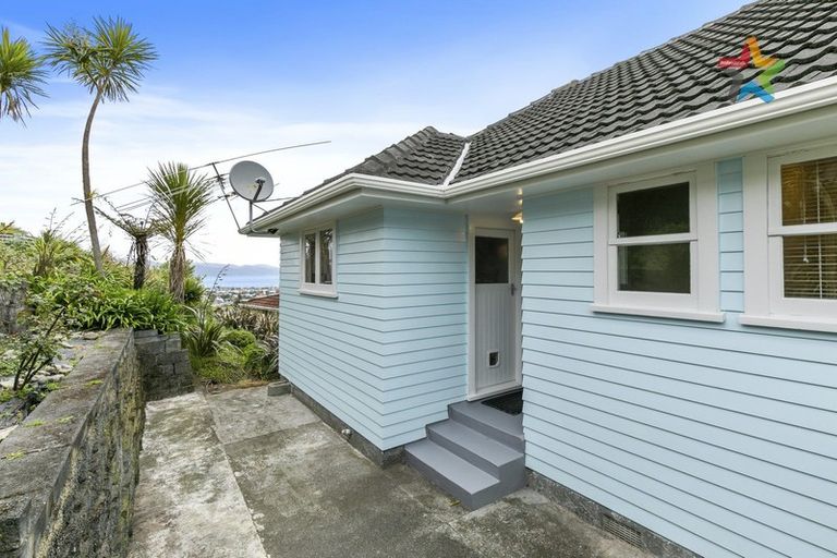 Photo of property in 40 Dowse Drive, Maungaraki, Lower Hutt, 5010