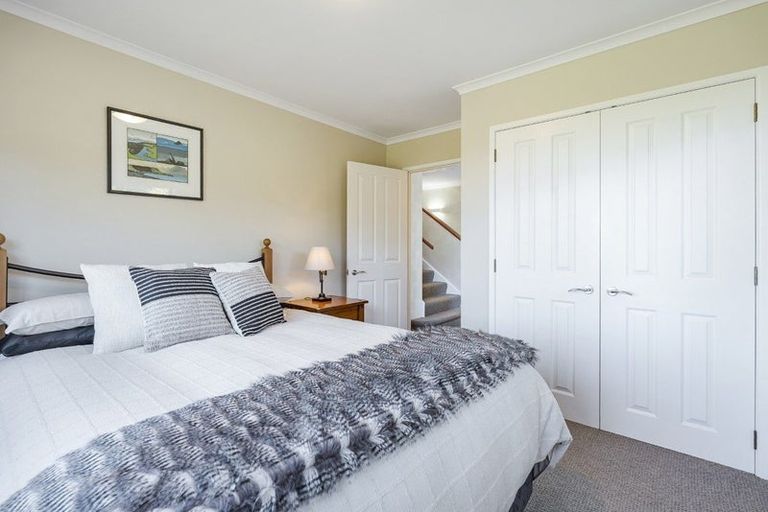 Photo of property in 74 Koru Road, Omata, New Plymouth, 4374