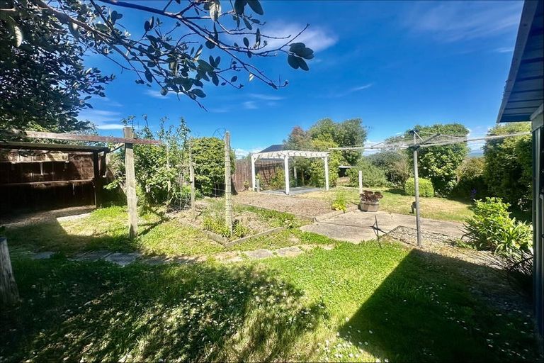 Photo of property in 21 Tamar Street, South Hill, Oamaru, 9400