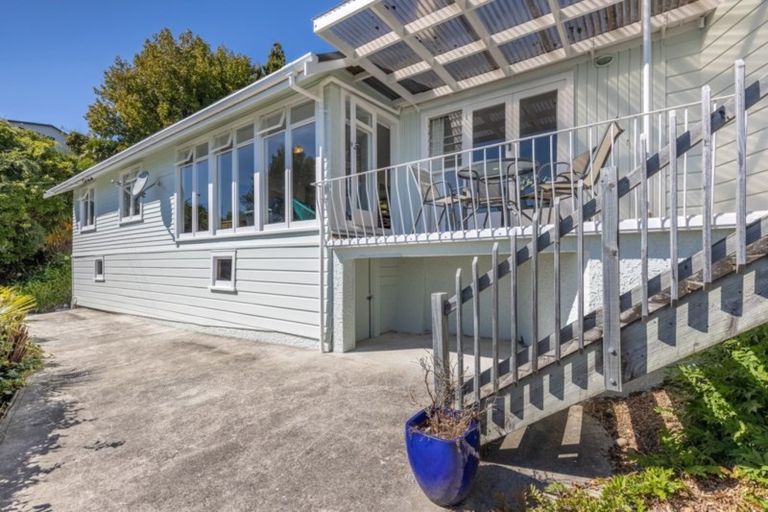 Photo of property in 3 Grenville Terrace, Moana, Nelson, 7011