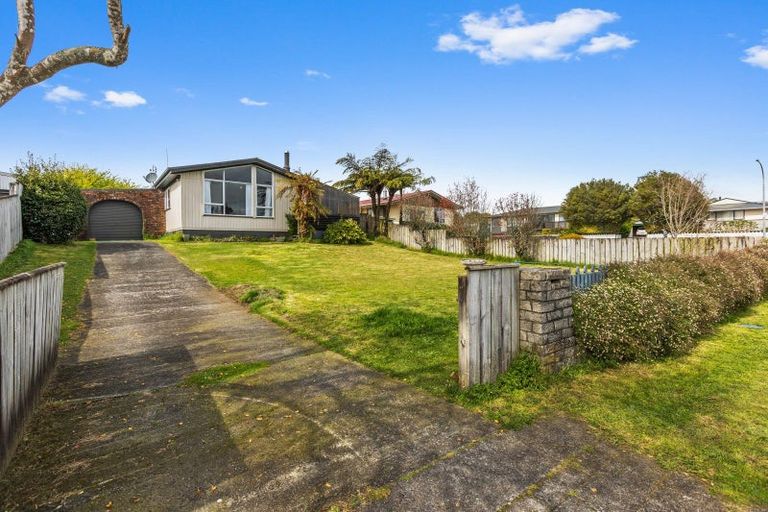 Photo of property in 25 Konini Street, Inglewood, 4330