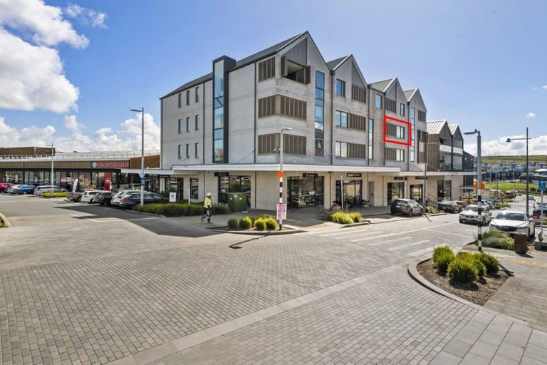 Photo of property in 202/167 Glenvar Ridge Road, Long Bay, Auckland, 0630