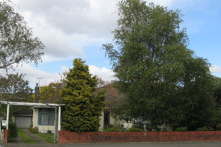 Photo of property in 362 Fergusson Drive, Heretaunga, Upper Hutt, 5018