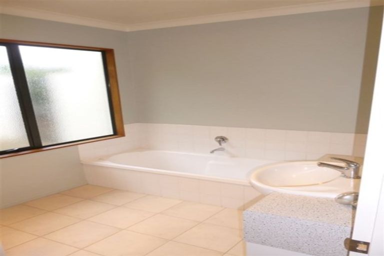 Photo of property in 14 Stoneleigh Drive, Chartwell, Hamilton, 3210