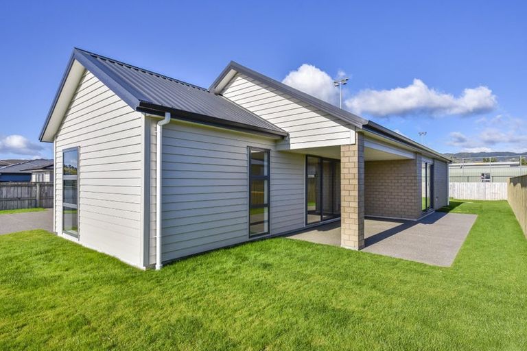 Photo of property in 23 Hudson Place, Paraparaumu, 5032