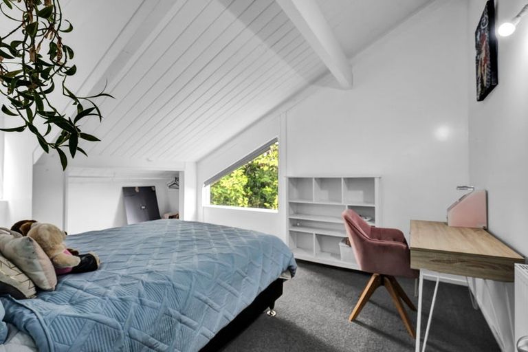 Photo of property in 330 Kelly Road, Lepperton, New Plymouth, 4373