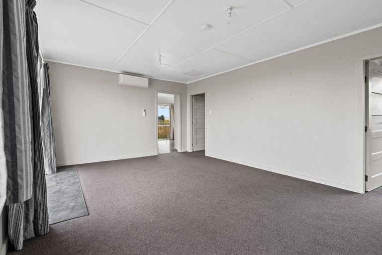 Photo of property in 1502 South Road, Manutahi, Patea, 4598