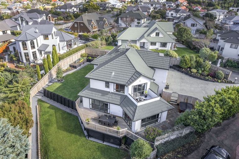 Photo of property in 22 Lanyon Place, Whitby, Porirua, 5024