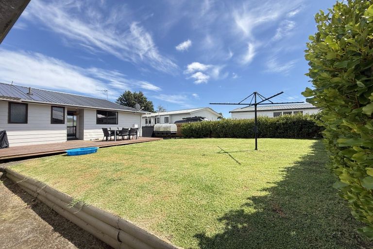 Photo of property in 18 Aratapu Street, Waitara, 4320