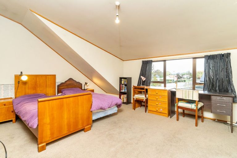 Photo of property in 21 Dryden Street, Milton, 9220