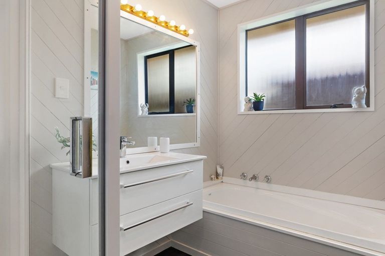 Photo of property in 270 Kingsbury Avenue, Rangiora, 7400