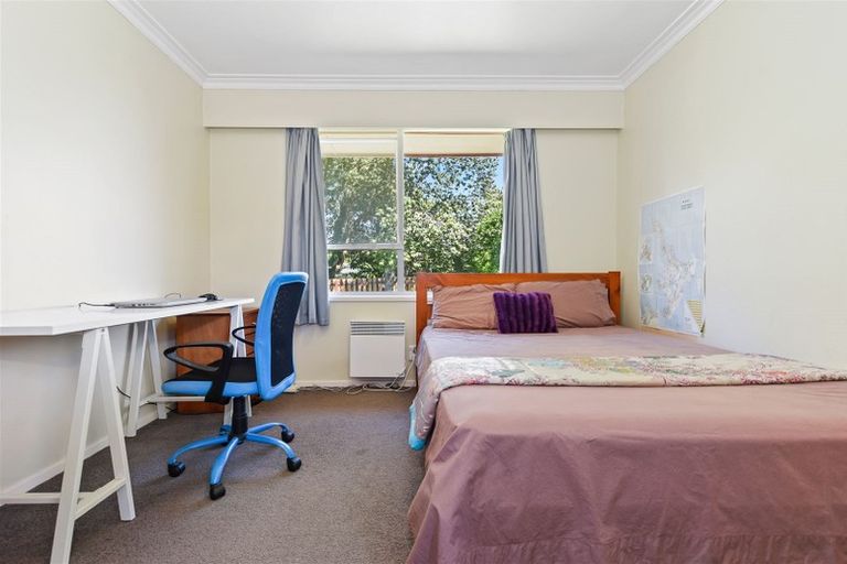 Photo of property in 16 Beverley Crescent, Hillcrest, Hamilton, 3216