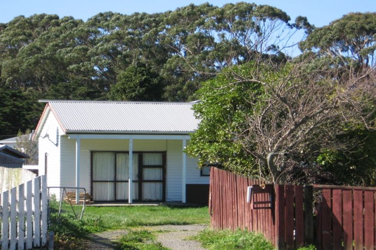 Photo of property in 6 Totara Grove, Featherston, 5710