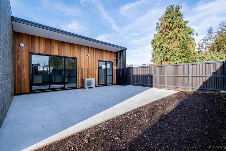 Photo of property in 8a Holmes Street, Waimate, 7924