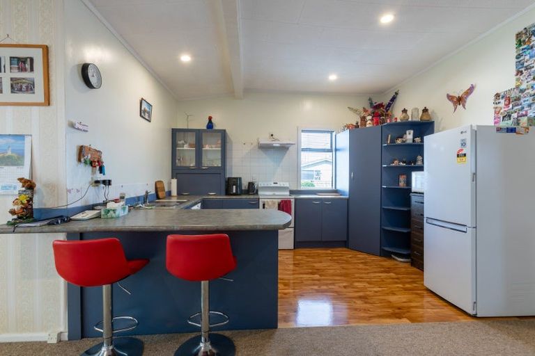 Photo of property in 43 Alma Street, Dannevirke, 4930