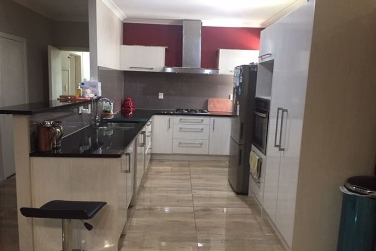 Photo of property in 2/4 Carlie Street, Papatoetoe, Auckland, 2025