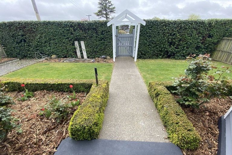 Photo of property in 18 Taumutu Road, Southbridge, 7602