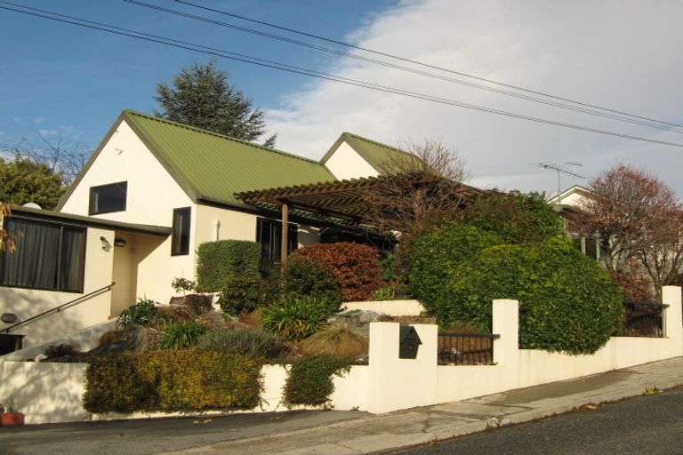 Photo of property in 1 Athenry Road, Bridge Hill, Alexandra, 9320