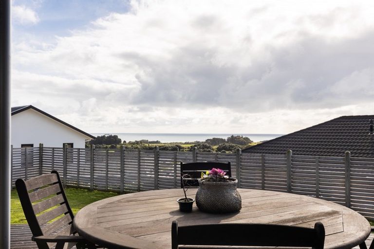 Photo of property in 3b Sunset Street, Bell Block, New Plymouth, 4312