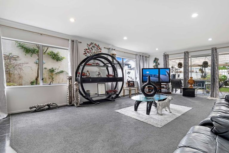 Photo of property in 13 Ritchie Crescent, Takanini, 2112