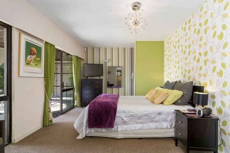 Photo of property in 52 Corinna Street, Welcome Bay, Tauranga, 3112