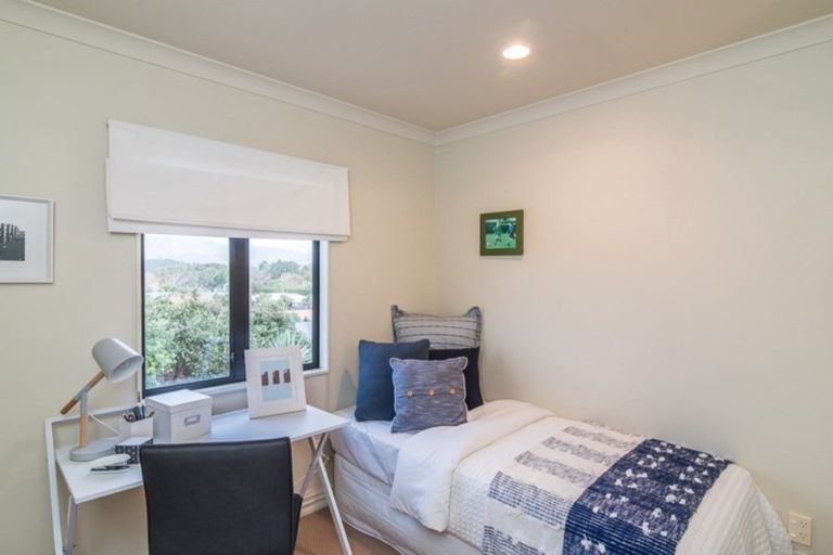 Photo of property in 9 Shearwater Rise, Paraparaumu Beach, Paraparaumu, 5032